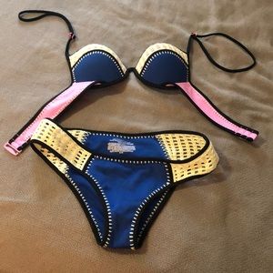 VS bikini